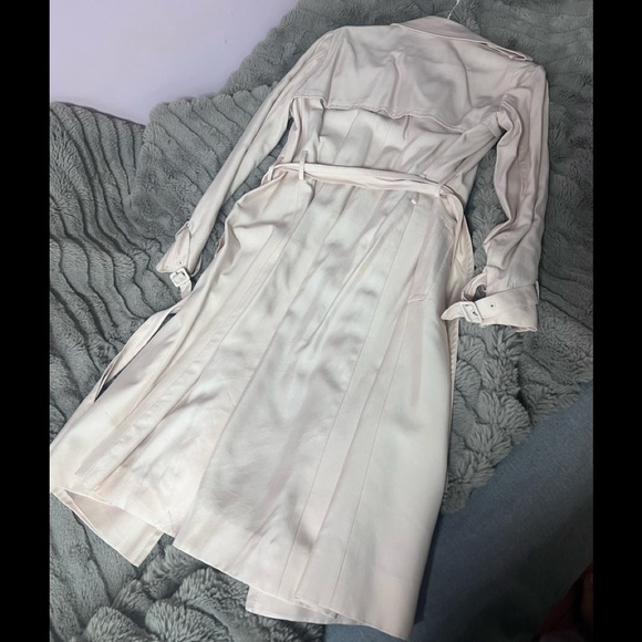 Club Monaco light pink trench coat - Picture 7 of 7